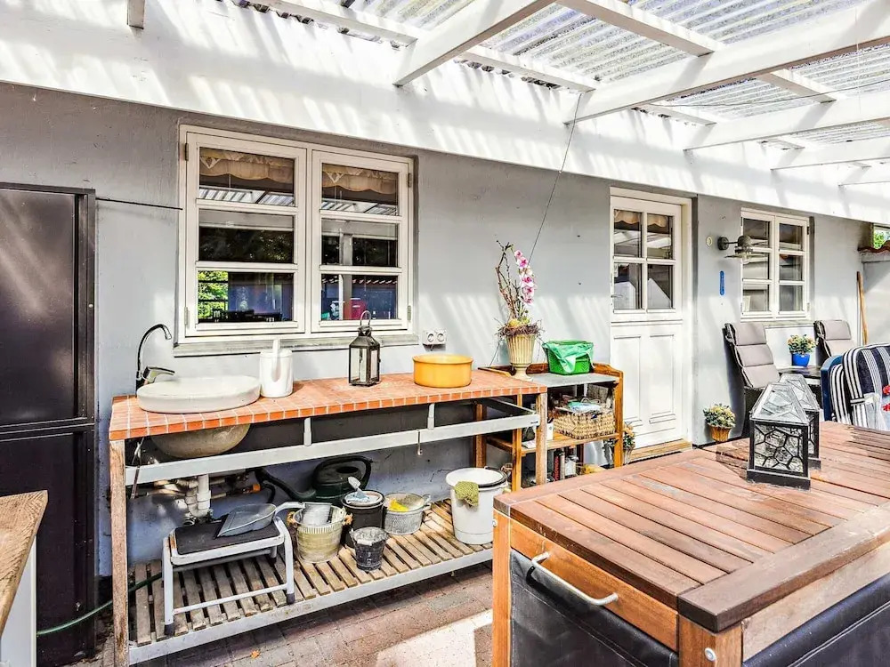 5 Person Holiday Home in Hals