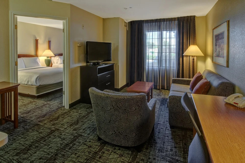 Staybridge Suites Denver - Cherry Creek by IHG