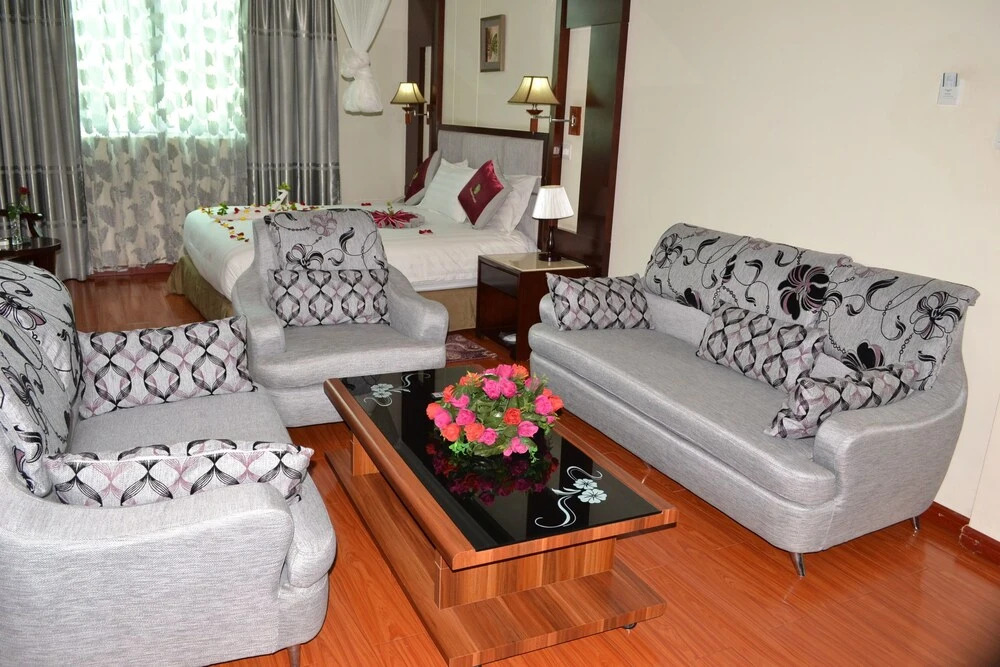 Homeland Hotel