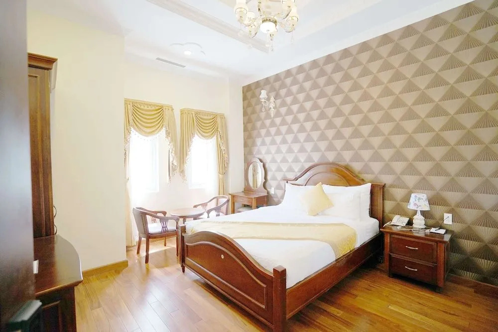 Lam Anh Luxury Hotel