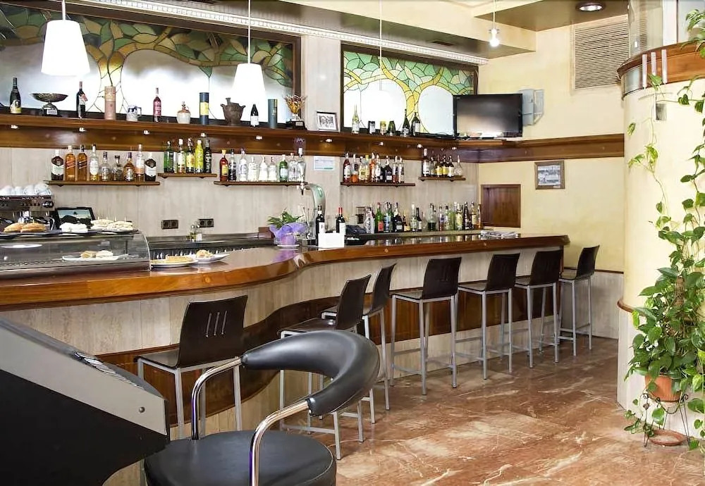 Hotel Torrebillela