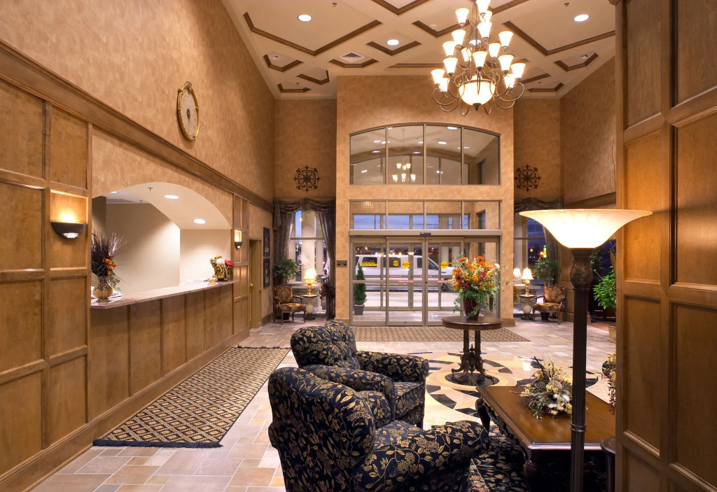 ClubHouse Hotel Sioux Falls