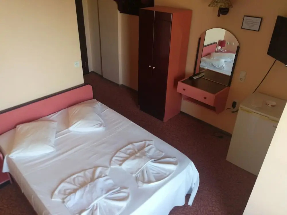 Teras Motel 12 Adults Only