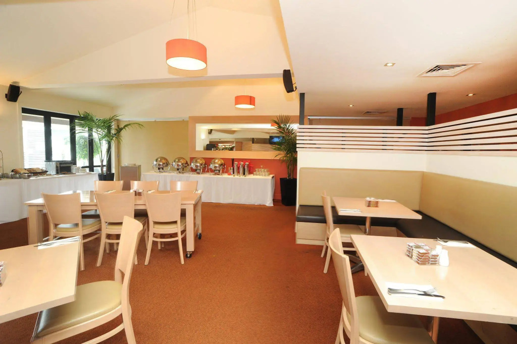 Quality Hotel Lincoln Green