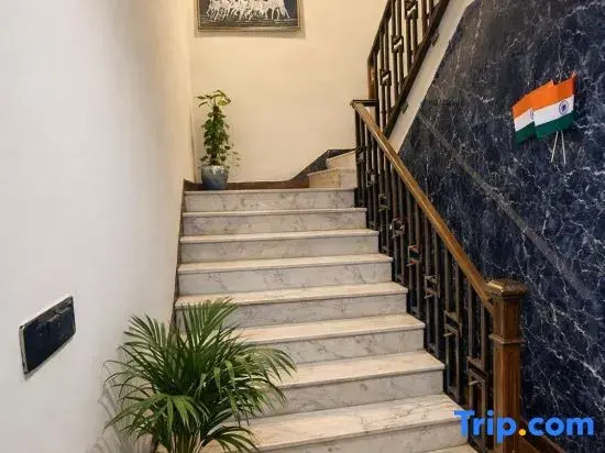 Hotel Urban Royale - IGI Airport Delhi