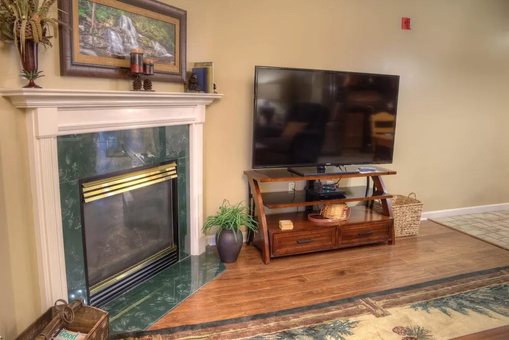 Whispering Pines 341