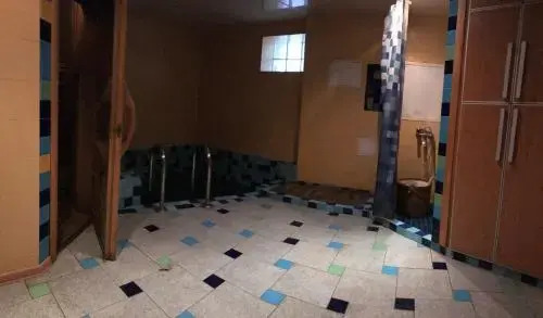 Hotel 412