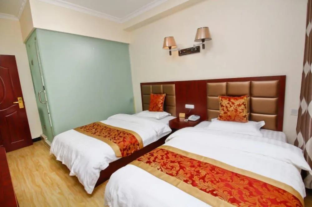 Xianyang Run 8 Business Hotel