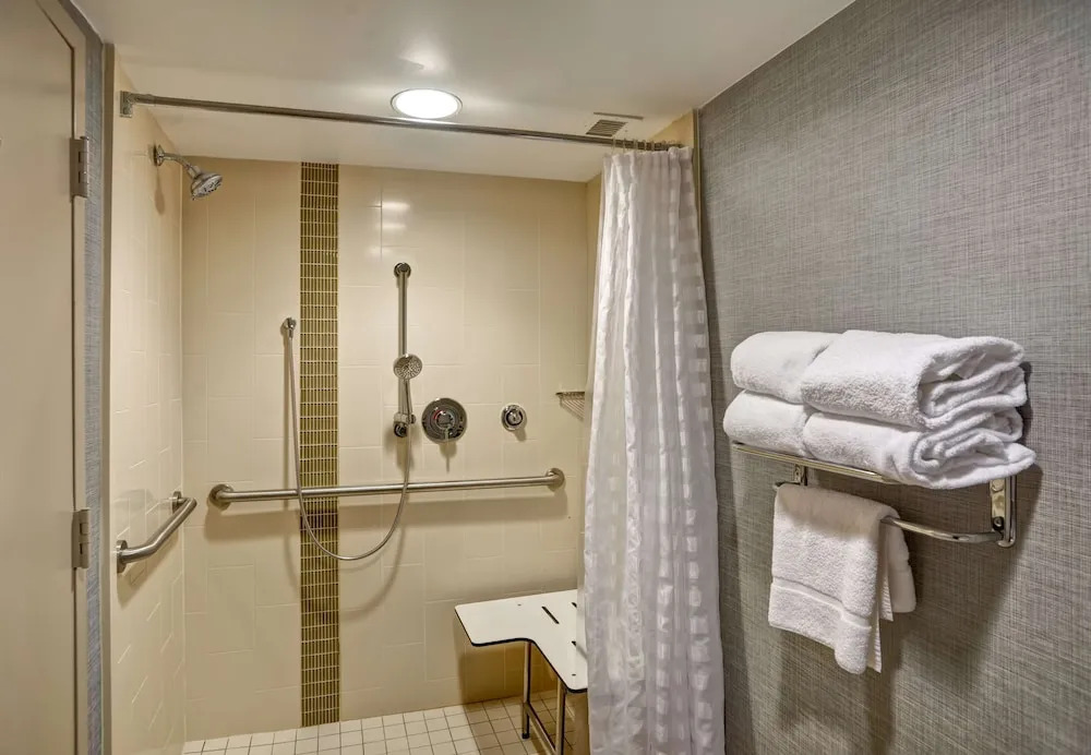 Home2 Suites by Hilton Indianapolis - Keystone Crossing