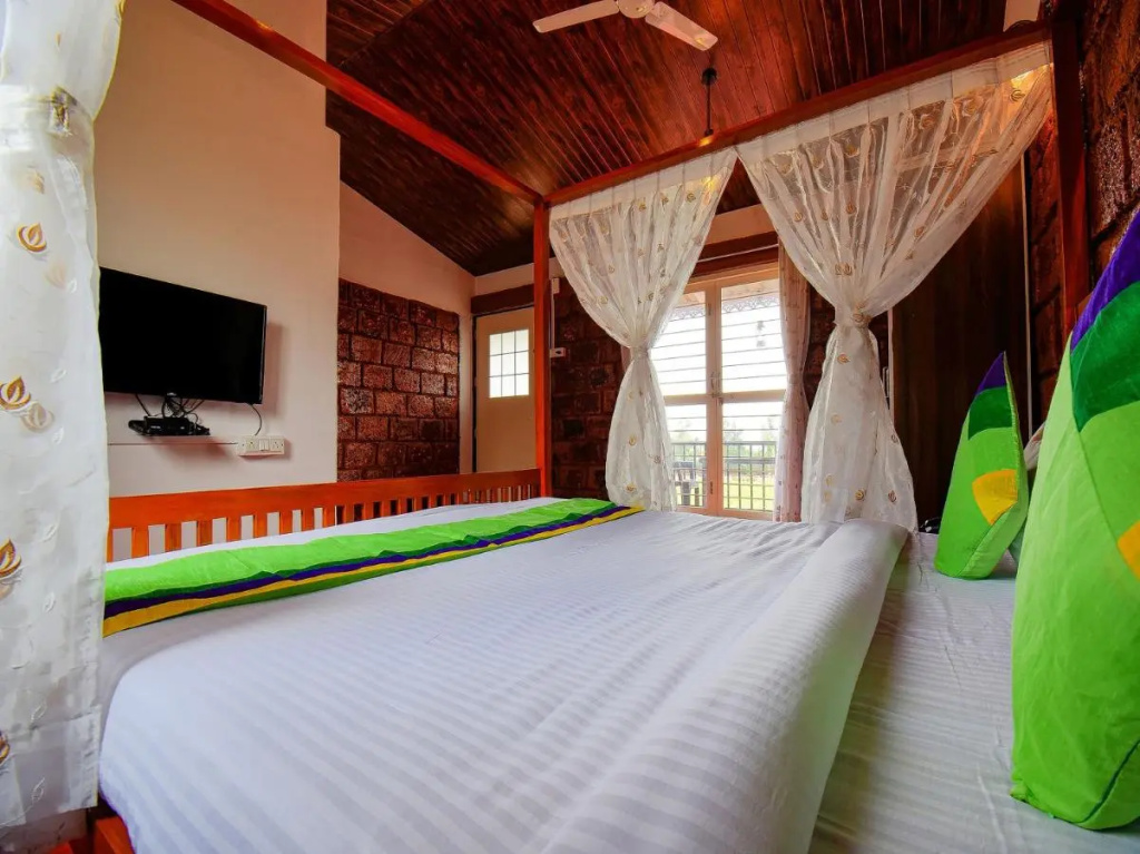 Treebo The AppaS Resort