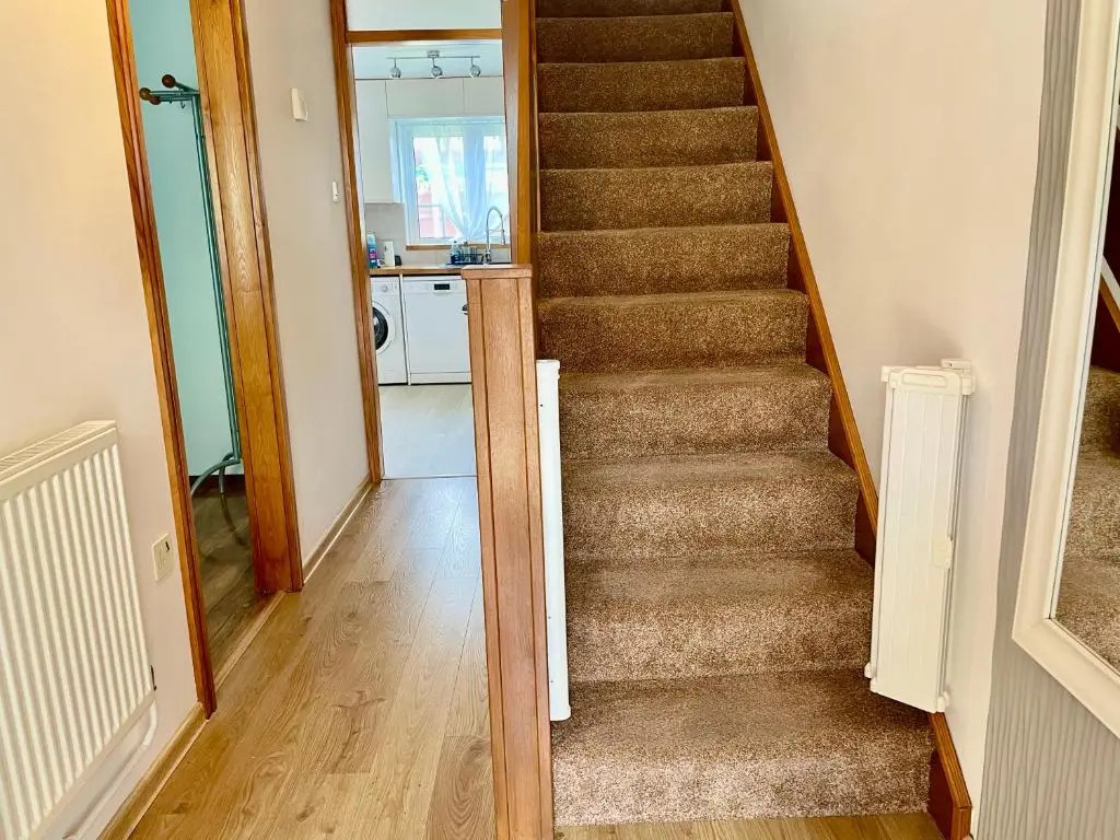 Swafield House - Parking - Modern 2 Bed - Marvello Properties