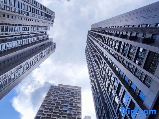 Yunding Executive Apartment (Shenzhen Nanshan Subway Station Coast City)