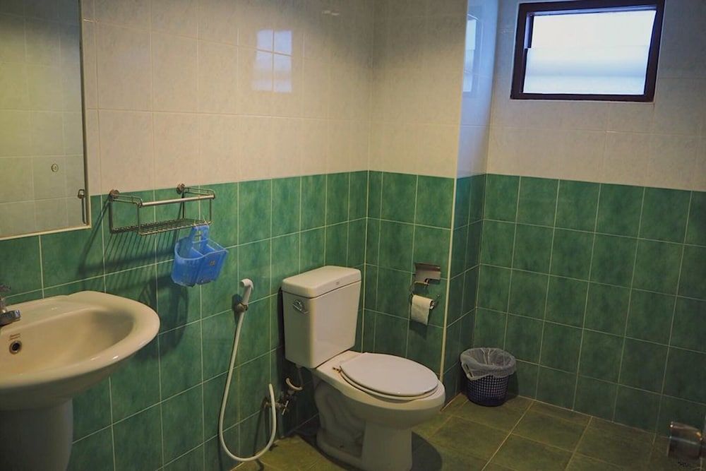 The Lucky Kata Hostel
