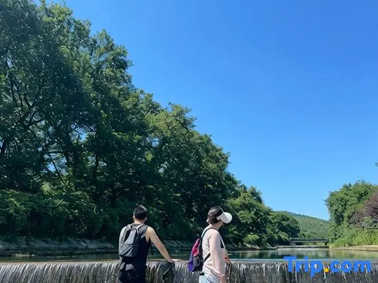 Yixing Oasis Waterfront Garden Homestay