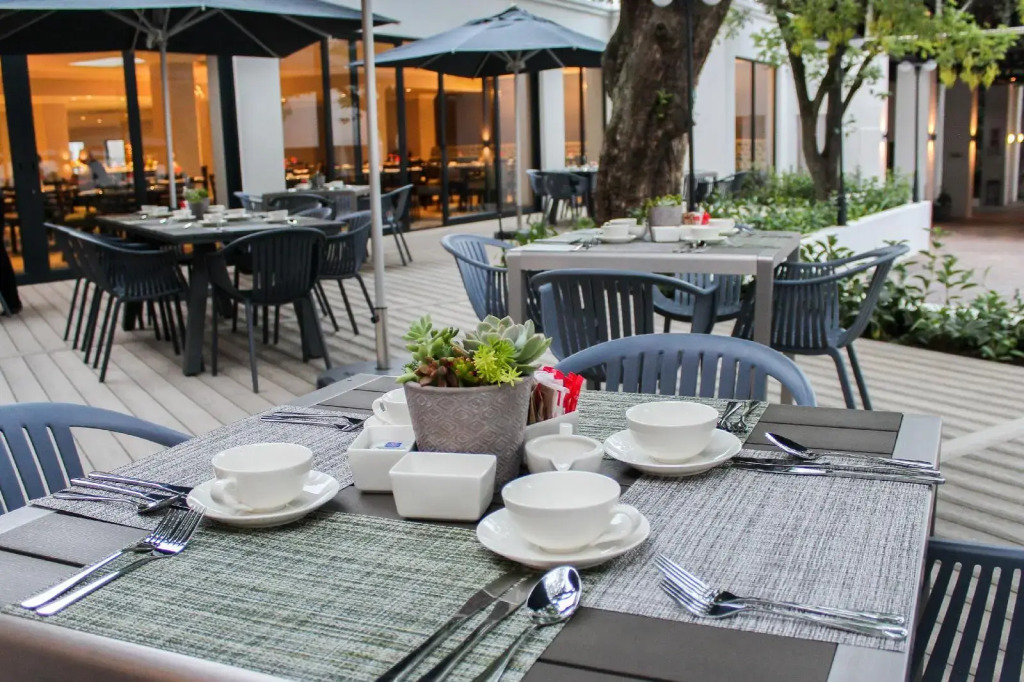 Indaba Hotel