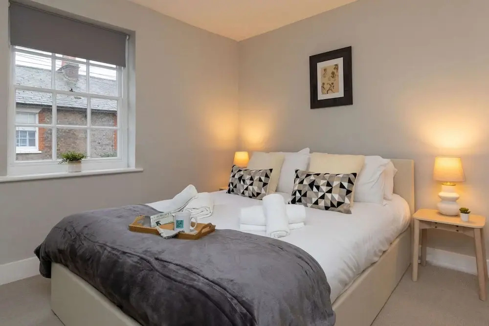 Elegant Georgian City Retreat for 5