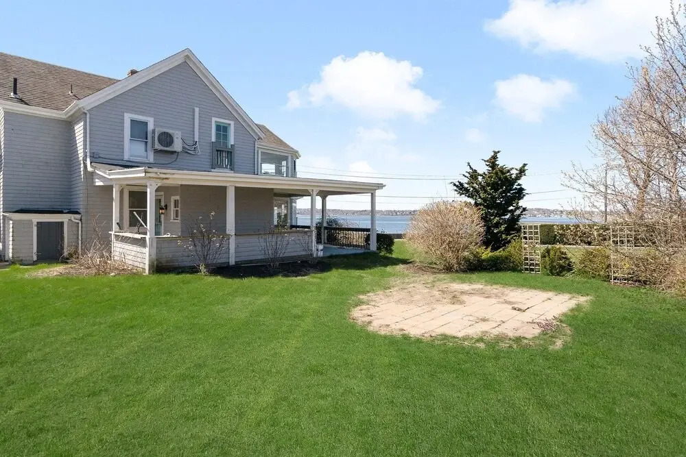 Spacious Coastal Tiverton Waterfront Getaway 3 Bedroom Cottage By Redawning