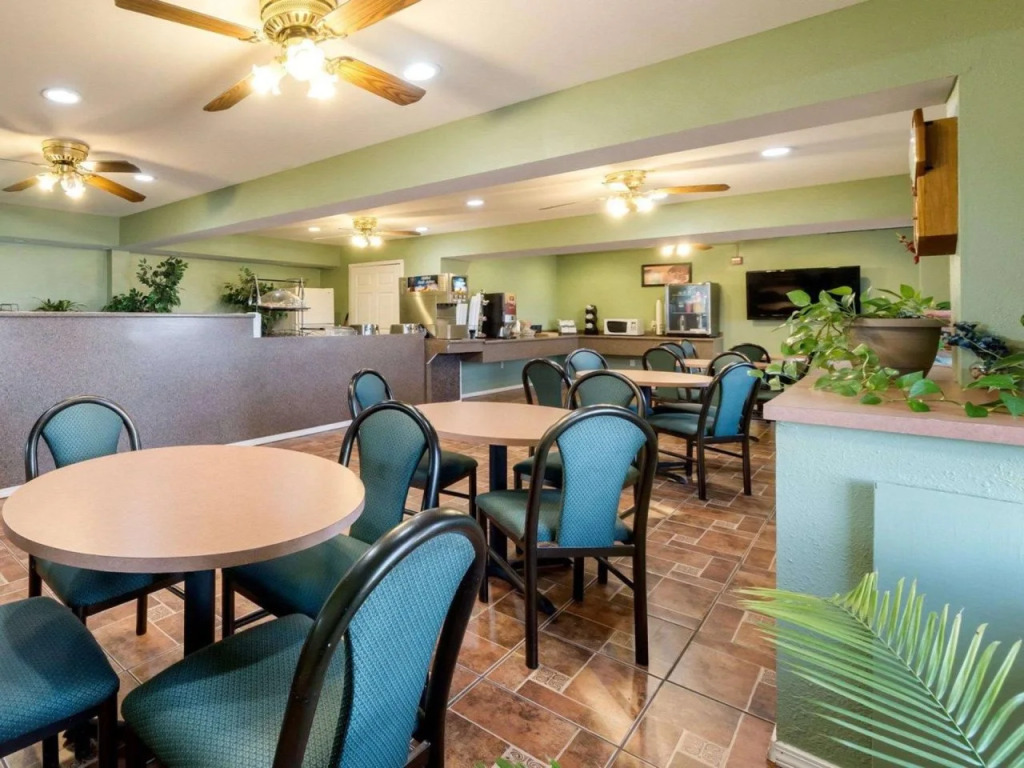 Coastal Inn Corpus Christi
