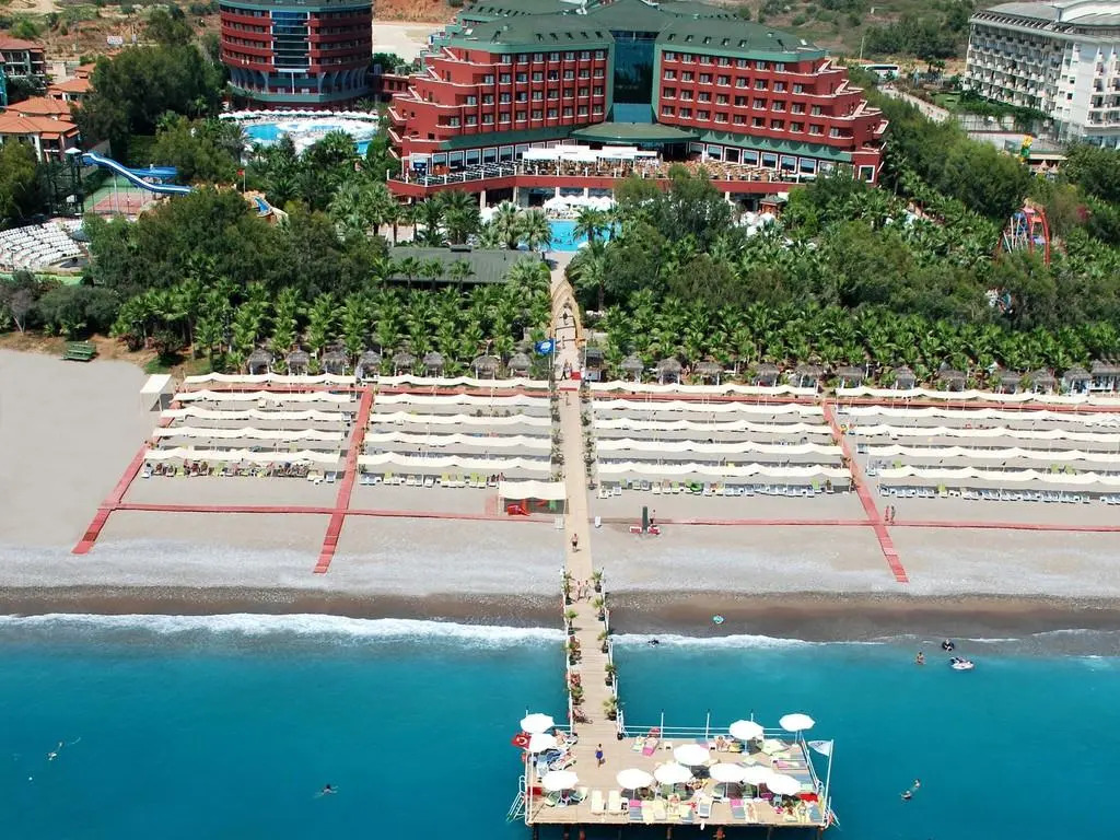 Delphin Deluxe Resort
