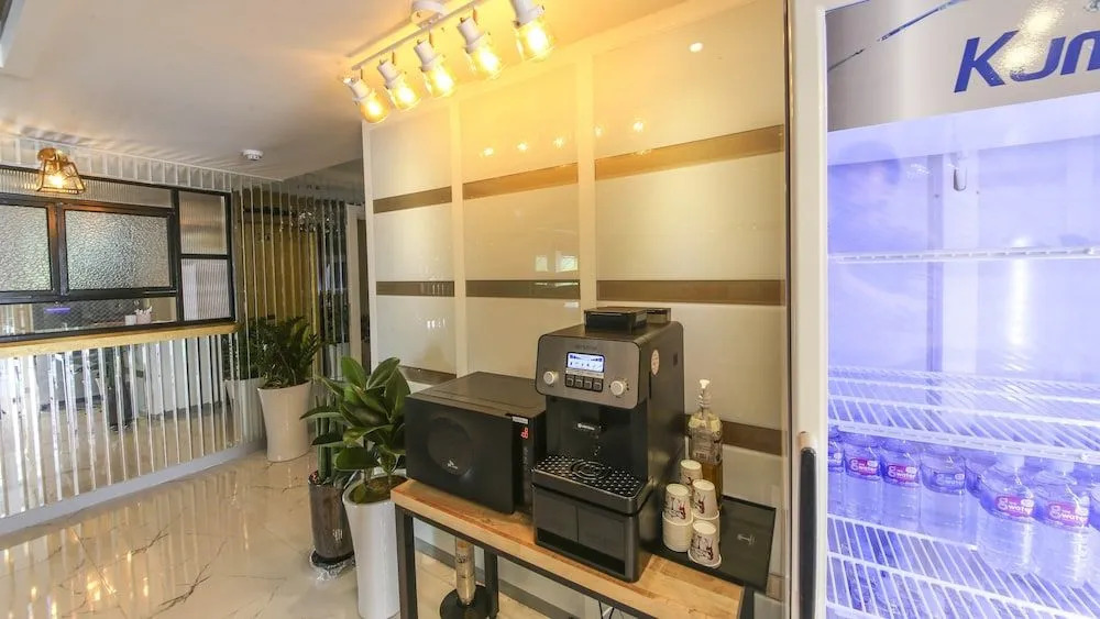Tour Hotel