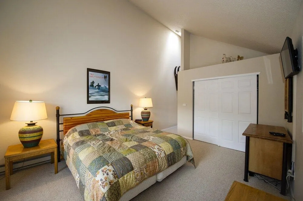 Base 9 Aprés Ski Condo: Stroll To Slopes, Downtown