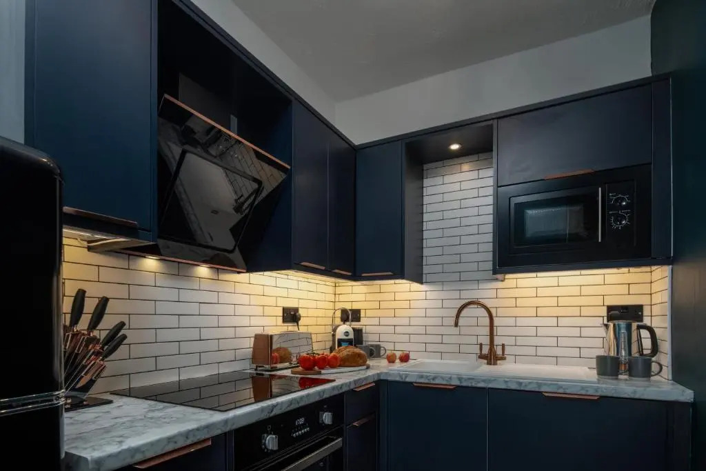 Lonsdale House by Orenda-Luxe