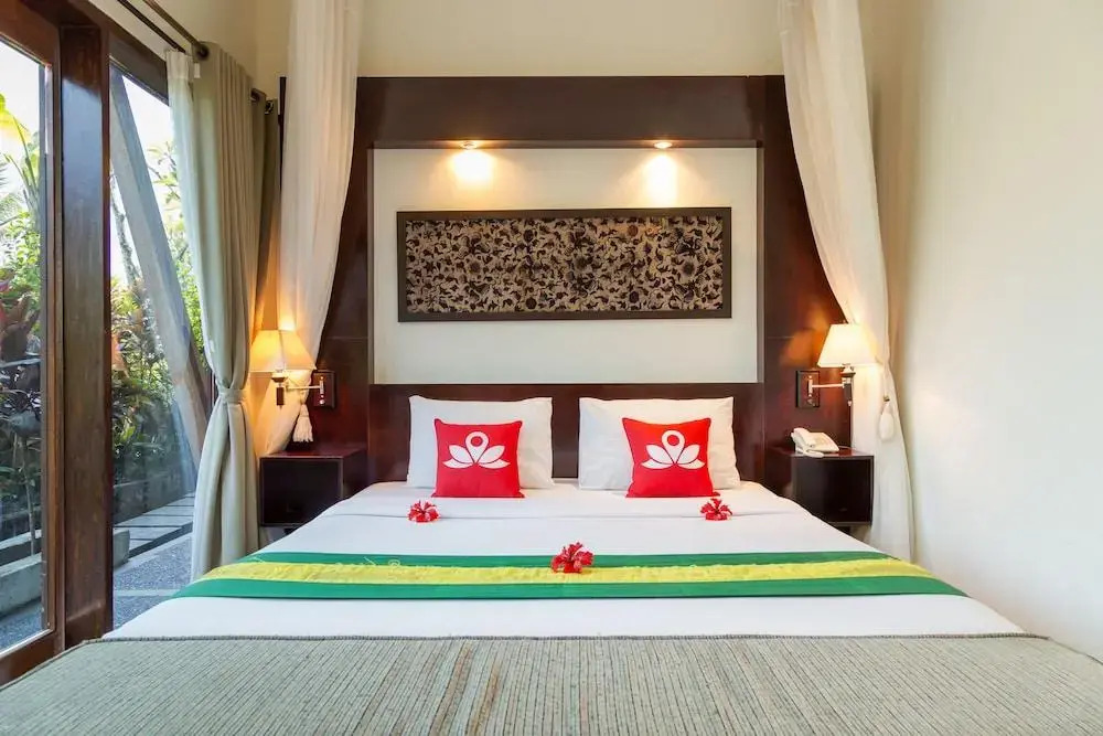 ZEN Premium Ubud Sanggingan 2
