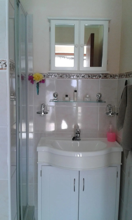 Easy Five Guest House