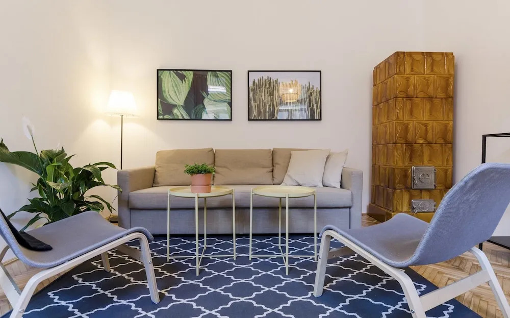 Shallot Apartments
