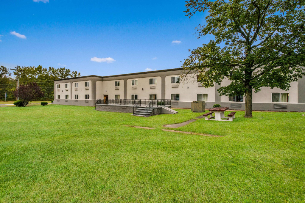 Motel 6-Tinton Falls, NJ