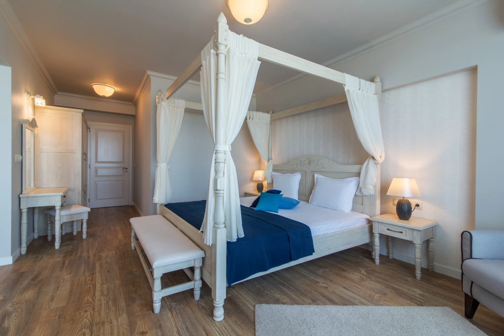 Sunny Castle Hotel