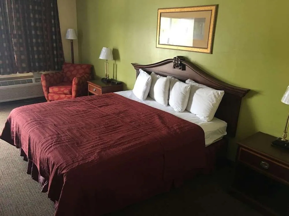 Economy Inn