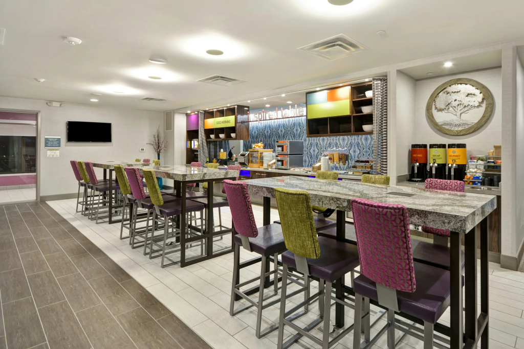 Home2 Suites by Hilton KCI Airport