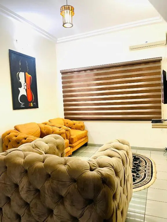 OD-V!CK's LUXE, WUSE DISTRICT, Swimming pool, gym,WiFi,24hr Power, Tight Security