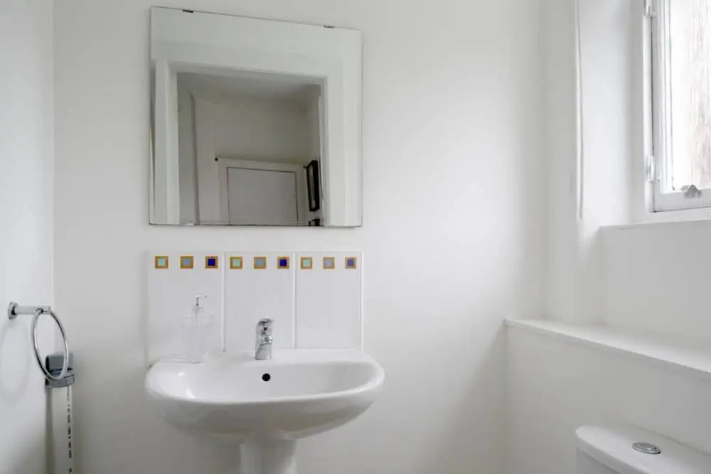 2 Bedroom Bruntsfield Apartment