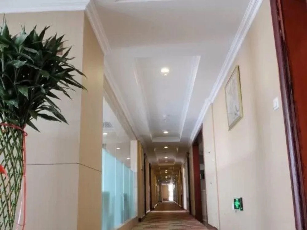 Home Inn Plus (Shenyang Shenbei University)