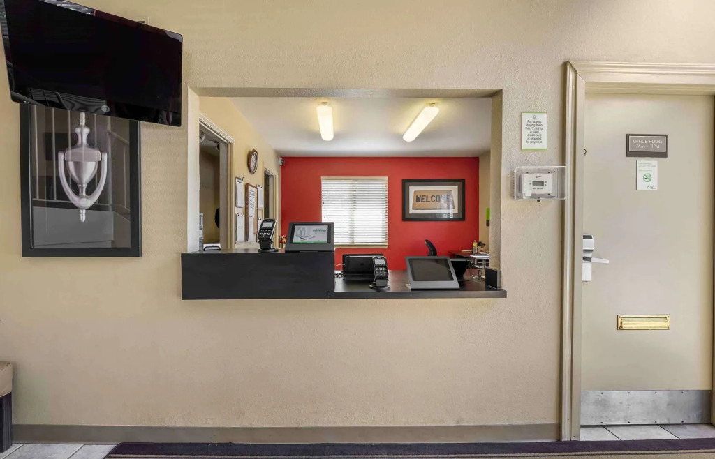 Studio 6 Corporate Extended Stay Indianapolis, IN - North Carmel