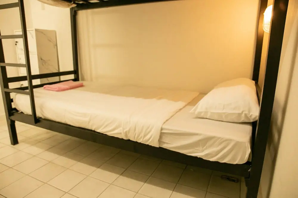 3 Plus 1 Hostel