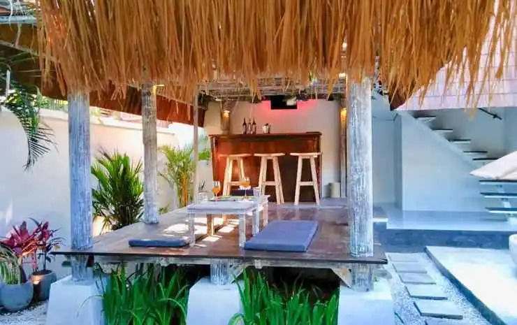 PROMO! Private Vacation Rental Villa Pool & Jacuzzi, 4 Bedrooms 4 Bathrooms