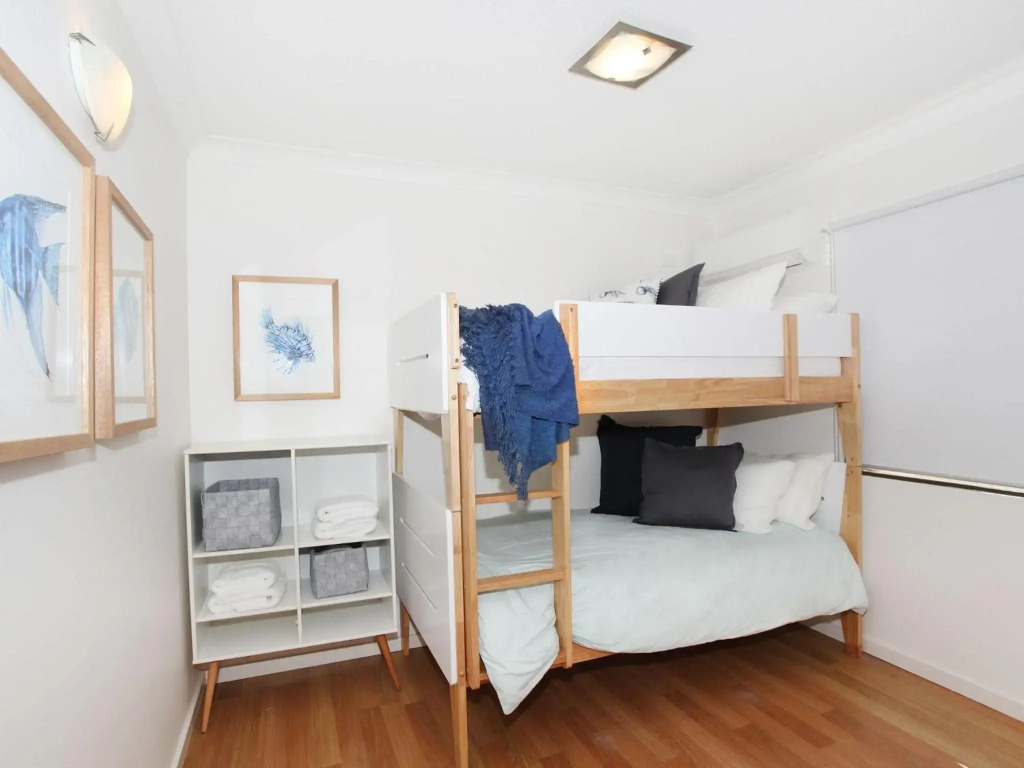 Windmill 4 - Two Bedroom Beachside Apartment on Parkyn Parade!