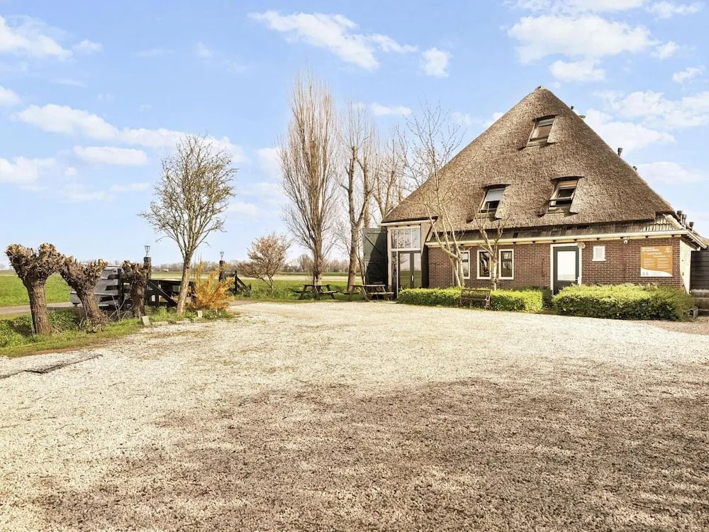 Authentic Apartment Near Schagen