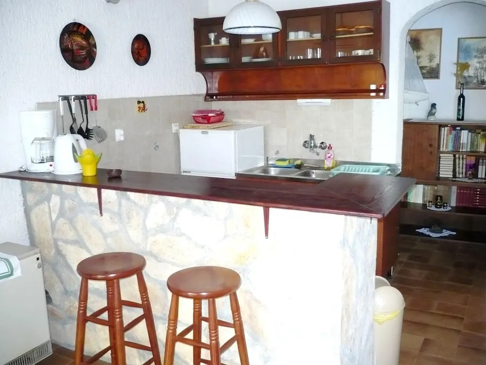 Apartment With one Bedroom in Betina, With Wonderful sea View, Furnish