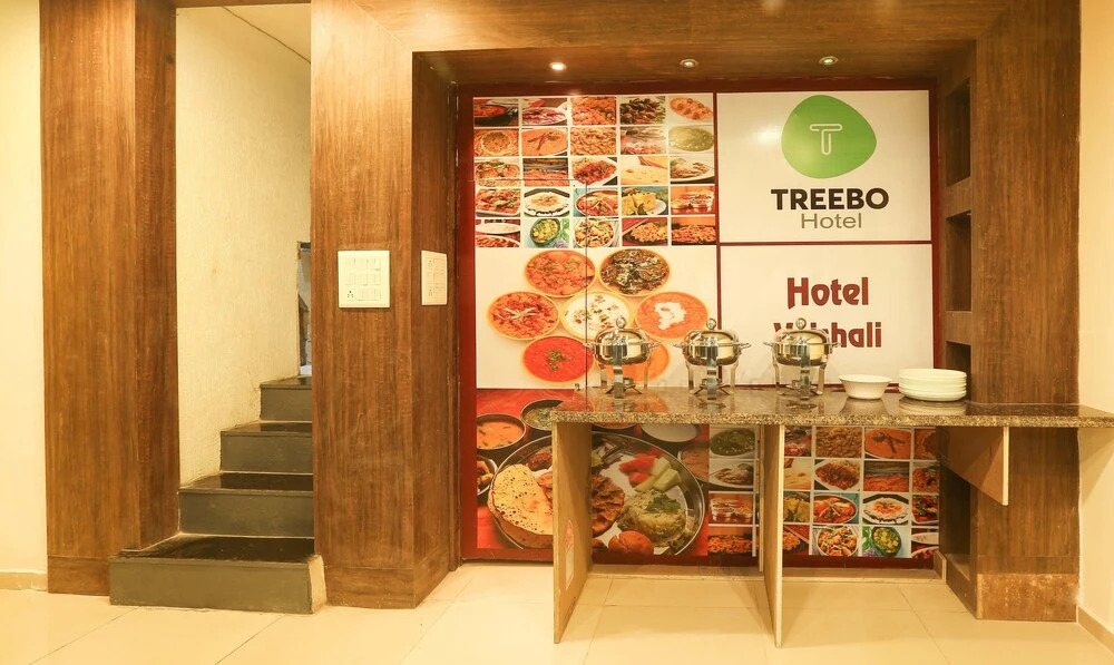 Treebo Trip Vaishali by OYO Rooms