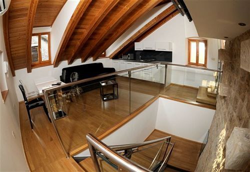 Villa Marta - stone house in the center - Split