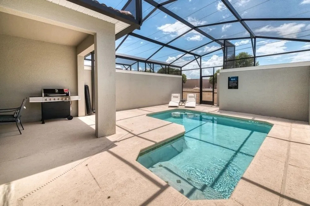 Modern And Chic Villa Just 10 Min From Disney 4 Bedroom Townhouse