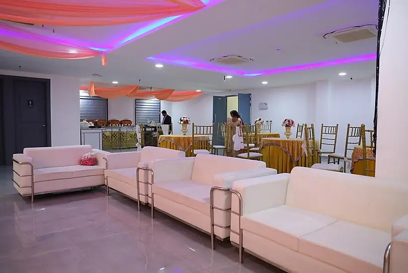 Chhavi Budget Hotels