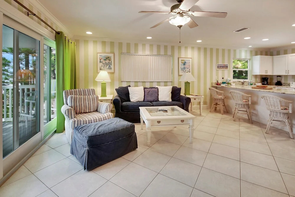 Sunset Villas 4