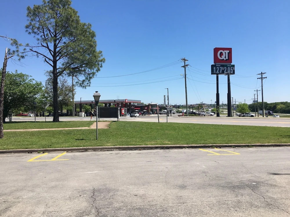 Quest Inn Weatherford
