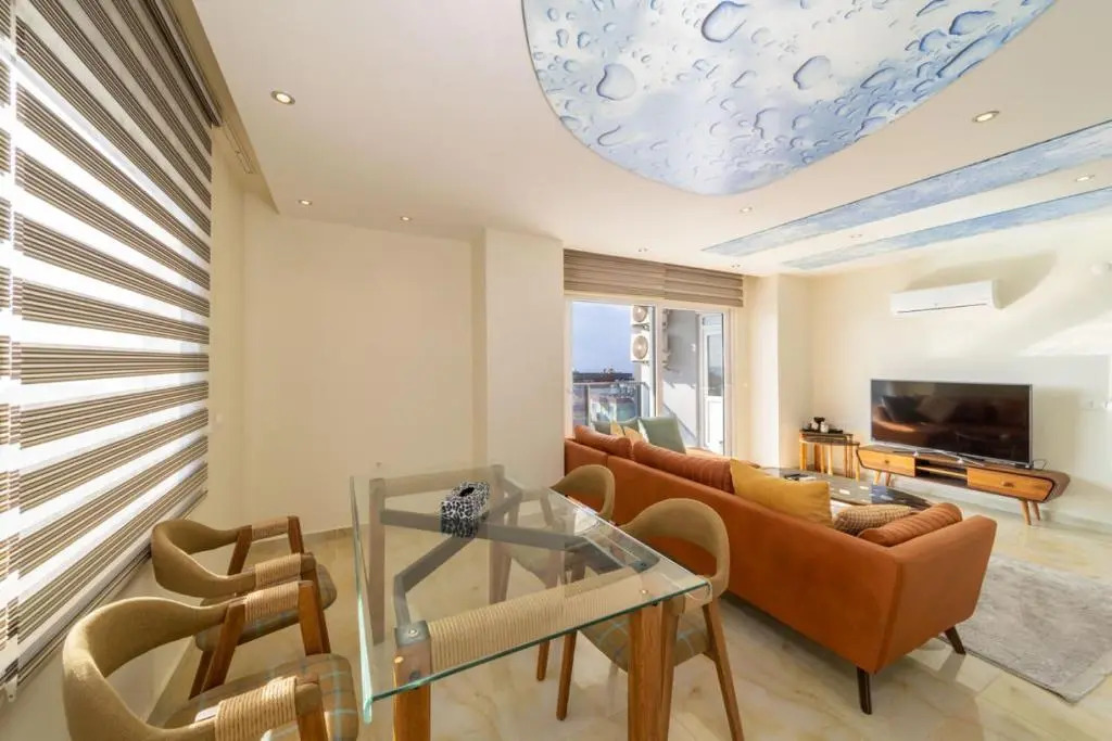 Spacious Apartment with Sea View in Alanya