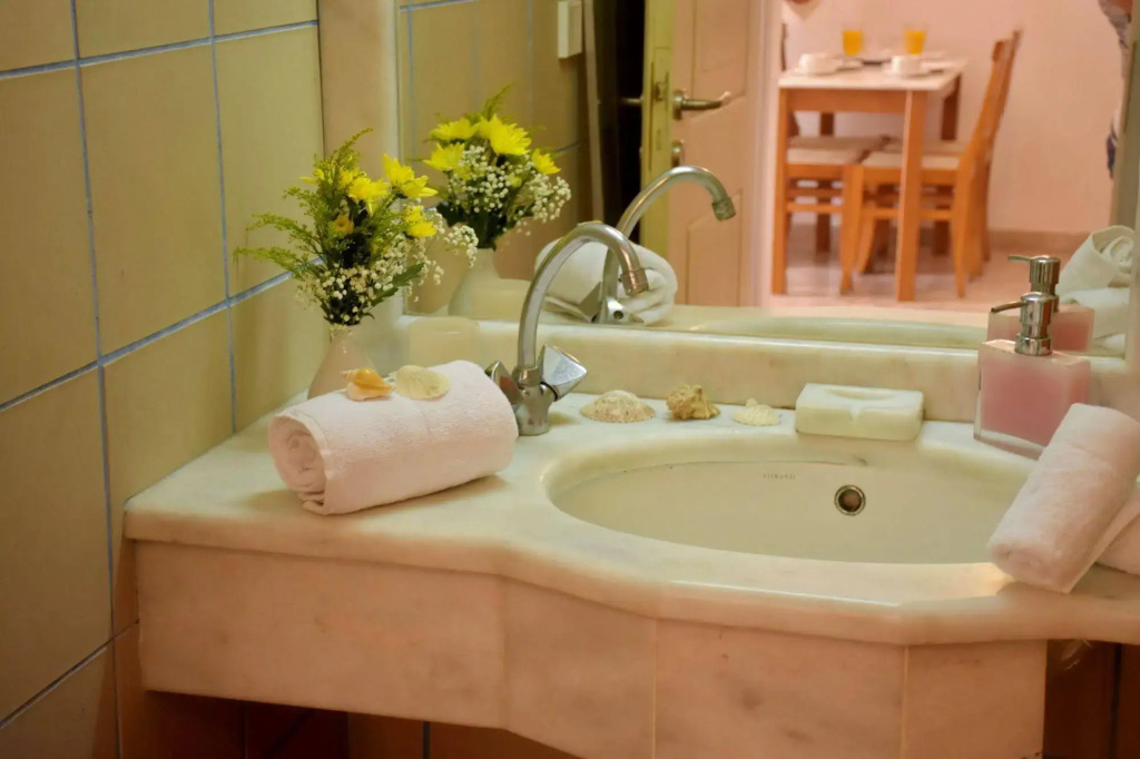 Irini Apartments